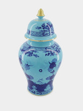 Ginori 1735 Oriente Italiano Large Iris Potiche Vase