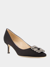 Manolo Blahnik Black Satin Hangisi Pumps