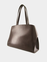 Ferragamo Hug Tote Bag in Brown Leather