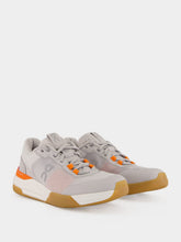 On Running White and Orange Roger Advantage ProR