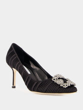 Manolo Blahnik Black Satin Hangisi Pumps