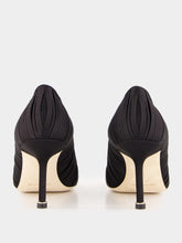 Manolo Blahnik Black Satin Hangisi Pumps