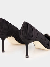 Manolo Blahnik Black Satin Hangisi Pumps