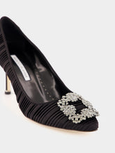 Manolo Blahnik Black Satin Hangisi Pumps