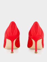 Manolo Blahnik Red Satin Hangisi Pumps