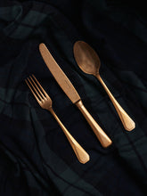 House of Capricorn Borgonha Gold Stainless Steel 18/10 Dinner Knife