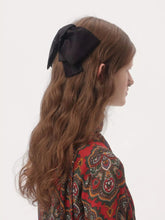 Valentino Garavani Black VLogo Signature Satin Bow Hairclip