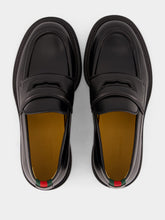 Gucci Black Leather Loafers with Web