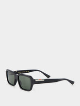 Gucci Rectangular Frame Sunglasses in Black