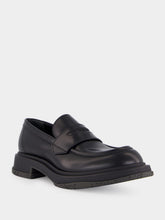 Gucci Black Leather Loafers with Tonal Logo