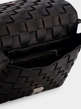 Bottega Veneta MESSENGER BAG FLAP CALFSKIN