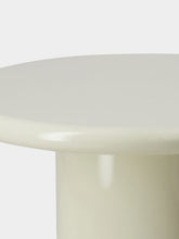 House of Capricorn Amendoeira Ivory Lacquered Wood Side Table