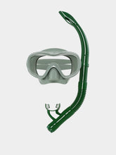 Petites Pommes Calile and Oxford Green Ariel Snorkeling Set