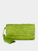 Glorinha Paranaguá Gaya Lacquered Bamboo Clutch in Green