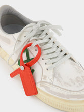 Off-White Low Vulcanized Distressed Sneakers