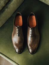 Santoni Sapatos Oxford de couro marrom escuro com detalhes Brogue