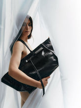 Benedetta Bruzziches Nightly Black Mame Weekend Bag