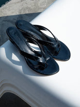 Le Monde Beryl Croc-Effect Micro Wedge Thong Sandals