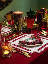 Borgo Delle Tovaglie Amalfi Scottish Napkin in Scottish Ivory and Red