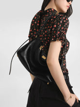 Dolce & Gabbana Vittoria Handbag in Black Calfskin