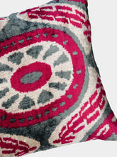 Les Ottomans Silk cushion