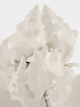 Les Ottomans White Coral Ceramic Centrepiece