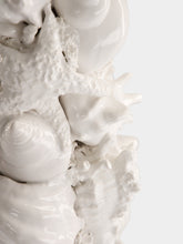 Les Ottomans White Coral Ceramic Centrepiece