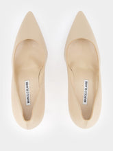 Manolo Blahnik Tora 90mm Leather Pumps