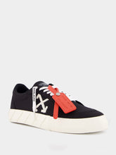 Off-White Low Vulcanized Black Sneakers