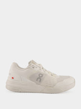 On Running White Roger Advantage Pro Sneakers
