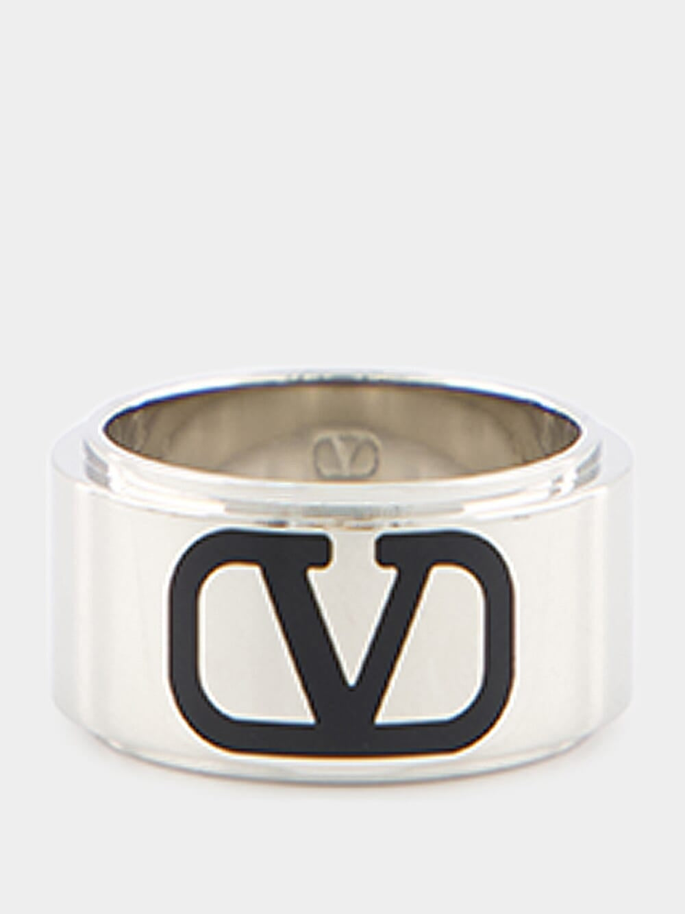 Vlogo Signature Ring