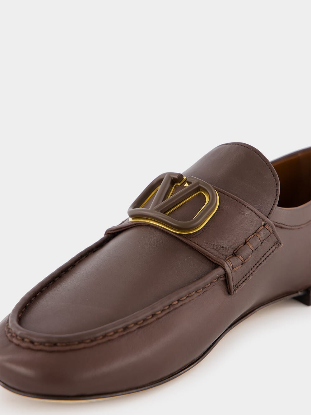 VLogo Signature Calfskin Nappa Loafer