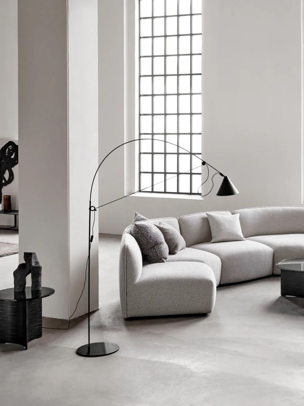 AYNO Large Floor Lamp