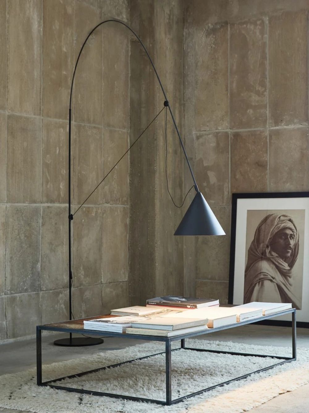 AYNO XL Floor Lamp