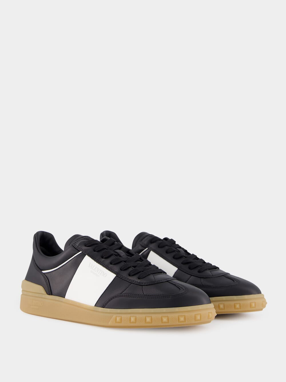 Black Upvillage Low Top Trainer