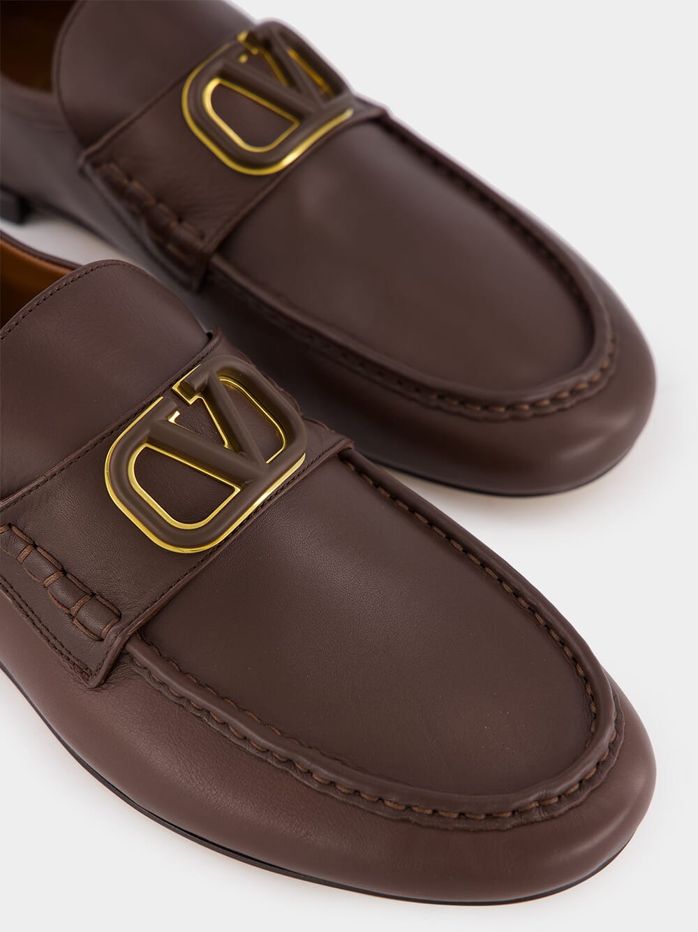 Fondant VLogo Signature Calfskin Loafer