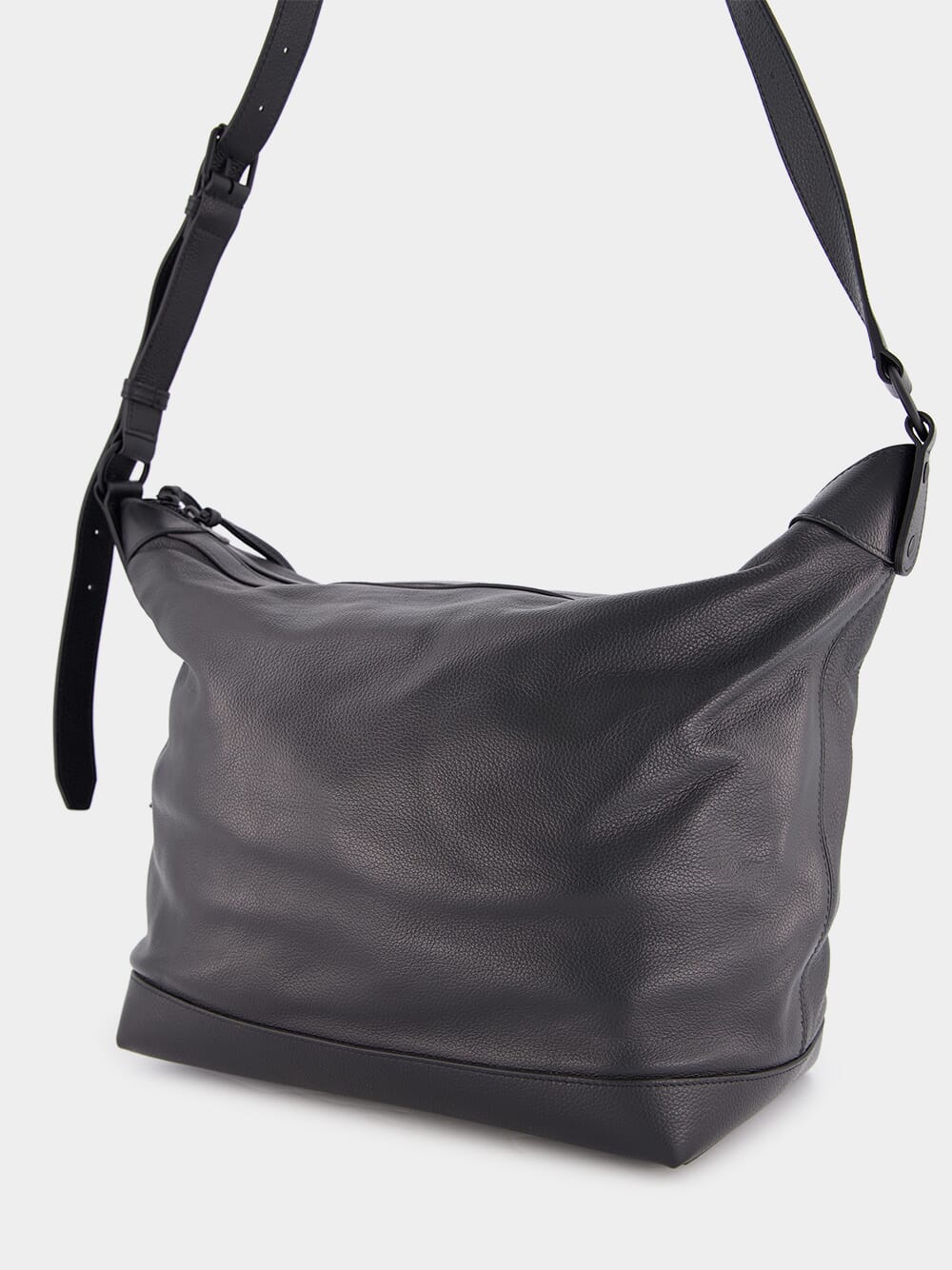 Neo Classic Medium Hobo Leather Bag