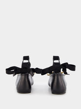 Gucci Interlocking G Leather Ballet Flats