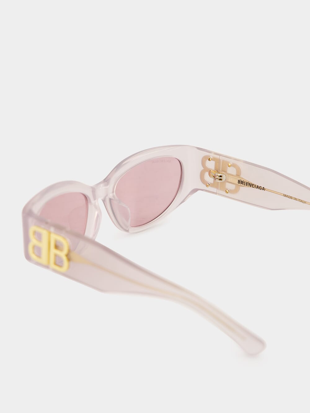 Women's Bossy Round AF Sunglasses in Light Pink