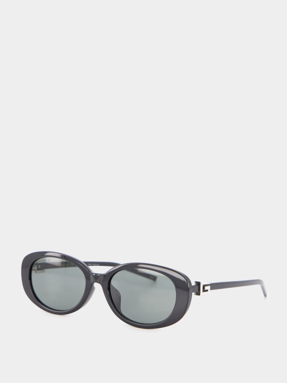 Shiny Black Oval Sunglasses