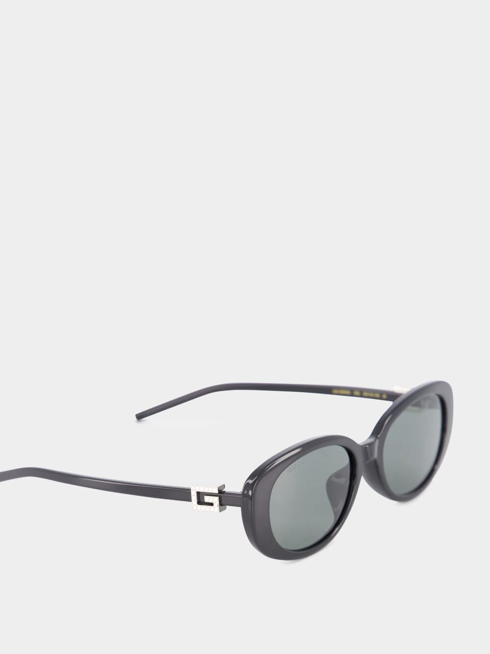 Shiny Black Oval Sunglasses