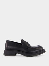 Gucci Black Leather Loafers with Tonal Logo
