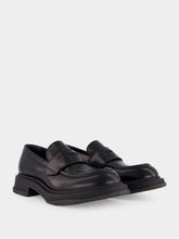 Gucci Black Leather Loafers with Tonal Logo