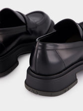 Gucci Black Leather Loafers with Tonal Logo