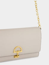 Gucci Sphinx Calfskin Wallet with Removable Chain