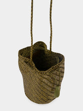 Dragon Diffusion Khaki Pompom Double Jump Hand-Crocheted Bag