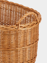 House of Capricorn Handmade Furnas Natural Wicker Medium Basket