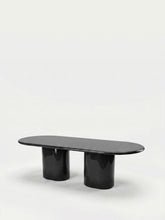 House of Capricorn Amendoeira Black Lacquered Wood Dining Table