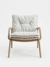 House of Capricorn Carvalhal Sand Metal and Handmade Wicker Lounge Chair