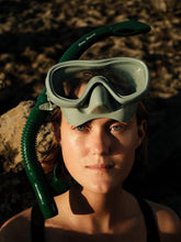 Petites Pommes Calile and Oxford Green Ariel Snorkeling Set